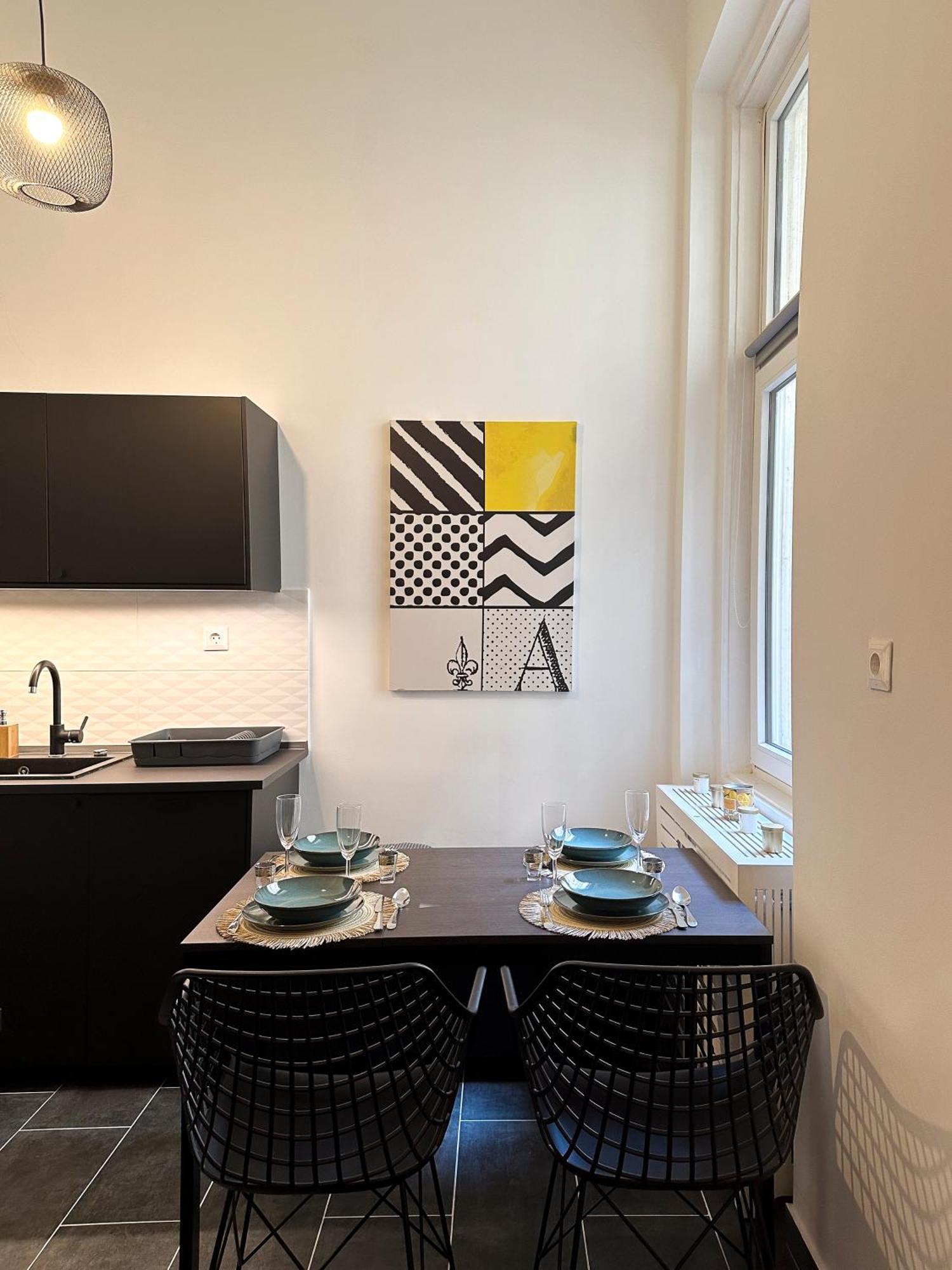 R&R Central Apartment Budapest Esterno foto